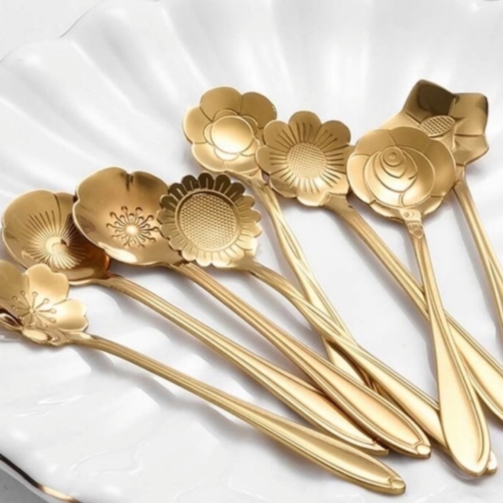 NEW 8pcs Stainless Steel Flower Spoon,  Hostess Gift